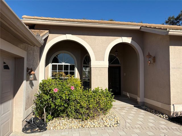 5205 FAR OAK CIRCLE, Sarasota, FL 34238