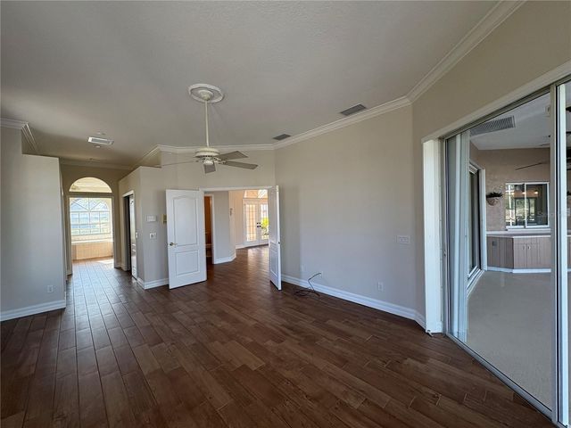 5205 FAR OAK CIRCLE, Sarasota, FL 34238