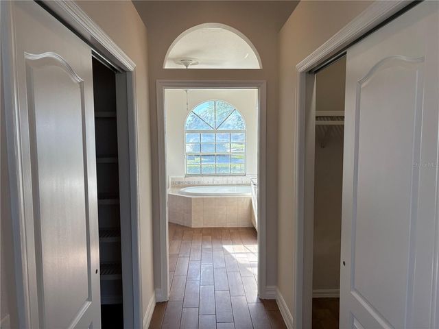 5205 FAR OAK CIRCLE, Sarasota, FL 34238