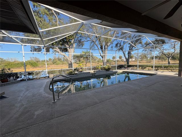 5205 FAR OAK CIRCLE, Sarasota, FL 34238