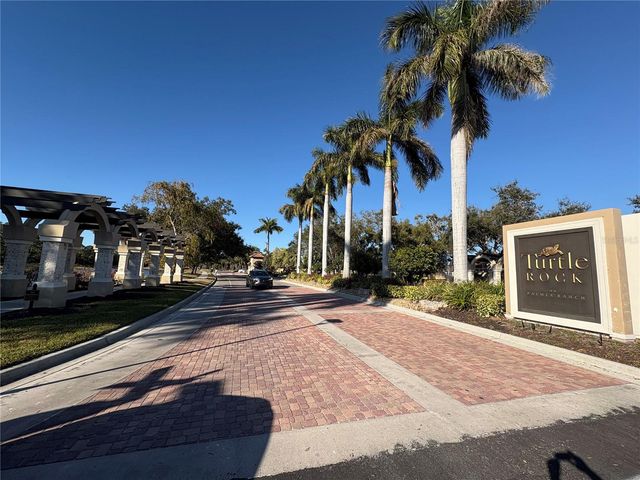 5205 FAR OAK CIRCLE, Sarasota, FL 34238