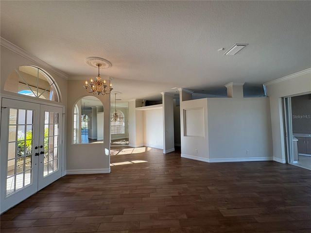 5205 FAR OAK CIRCLE, Sarasota, FL 34238