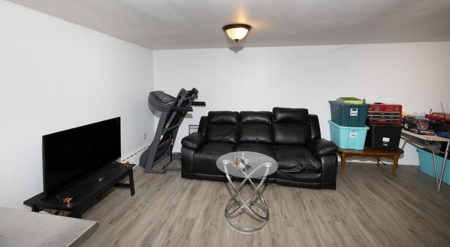 1909 9th Avenue S, Fargo, ND 58103