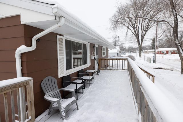 1909 9th Avenue S, Fargo, ND 58103