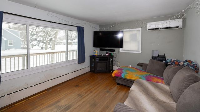 1909 9th Avenue S, Fargo, ND 58103