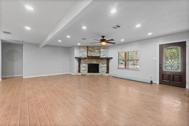 5783 Fm 350 N, Livingston, TX 77351