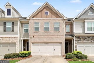 908 Arbor Crowne Drive, Lawrenceville, GA 30045