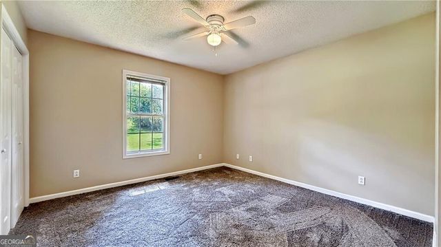 369 Oakland Drive SE, Calhoun, GA 30701