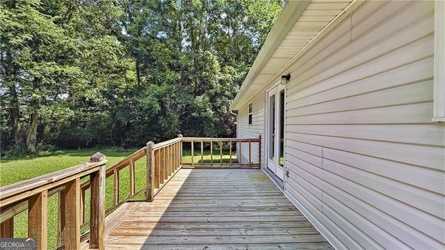 369 Oakland Drive SE, Calhoun, GA 30701