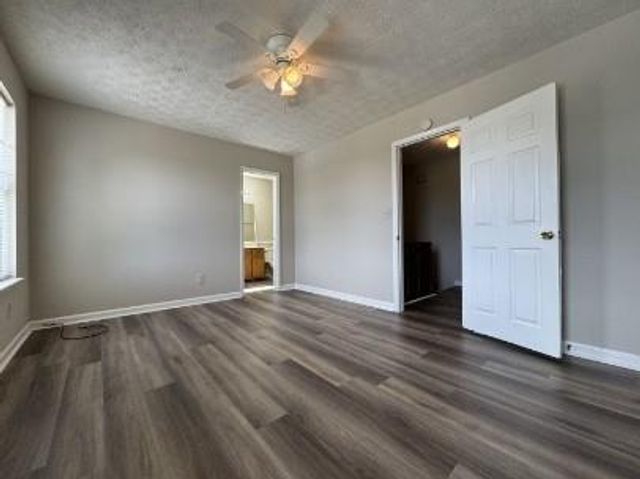 8170 Canyon Forge Drive, Riverdale, GA 30274