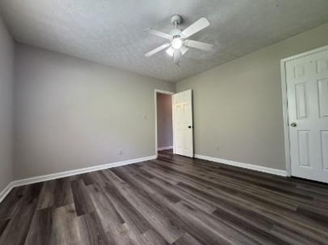 8170 Canyon Forge Drive, Riverdale, GA 30274