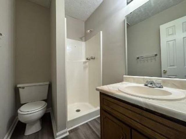 8170 Canyon Forge Drive, Riverdale, GA 30274