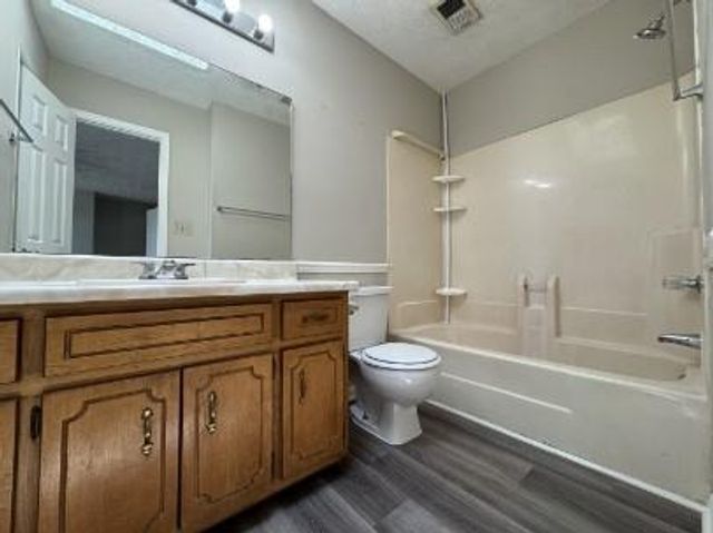 8170 Canyon Forge Drive, Riverdale, GA 30274