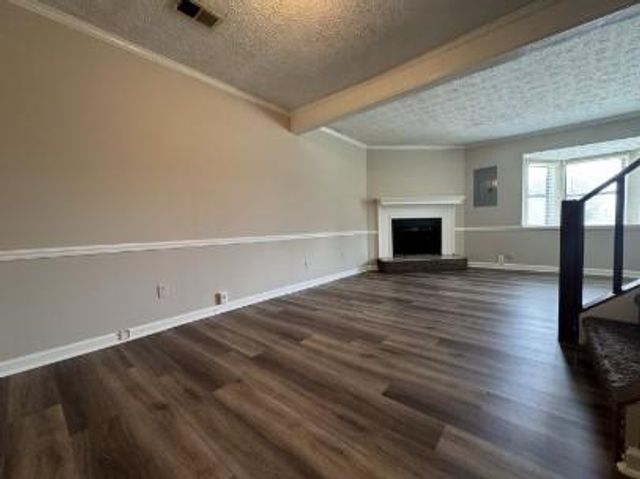 8170 Canyon Forge Drive, Riverdale, GA 30274