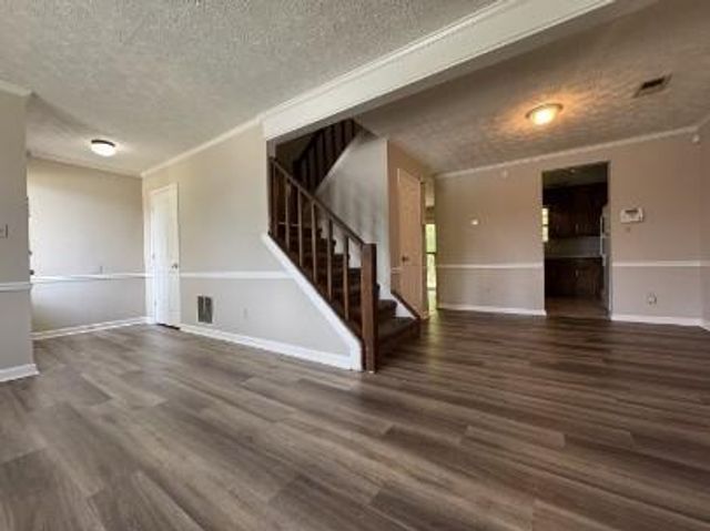 8170 Canyon Forge Drive, Riverdale, GA 30274