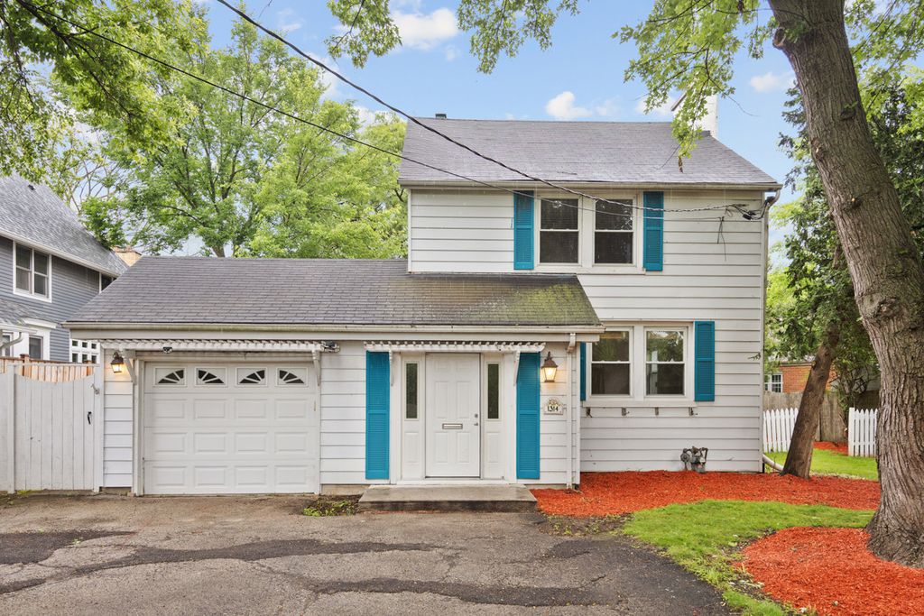 1314 Glenview Road, Glenview, IL 60025