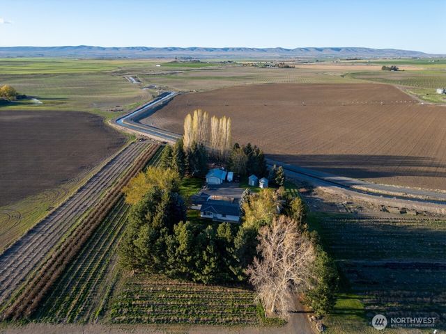 9700 Rd 5 NW, Ephrata, WA 98823