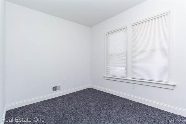 18666 Carrie Street, Detroit, MI 48234