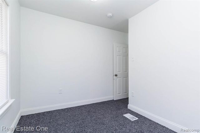 18666 Carrie Street, Detroit, MI 48234