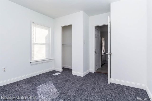 18666 Carrie Street, Detroit, MI 48234
