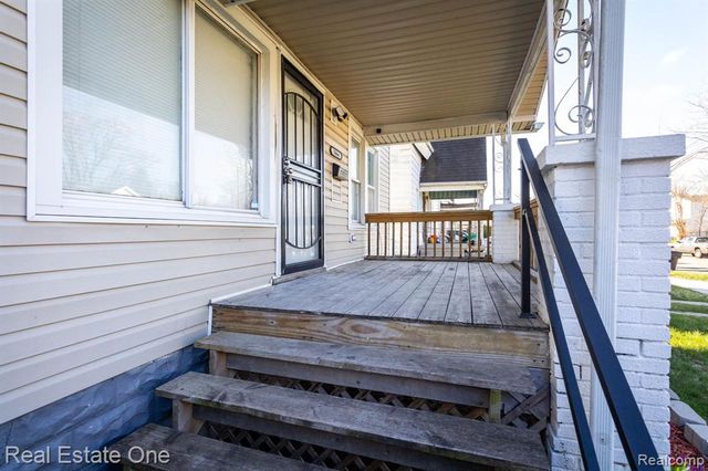 18666 Carrie Street, Detroit, MI 48234
