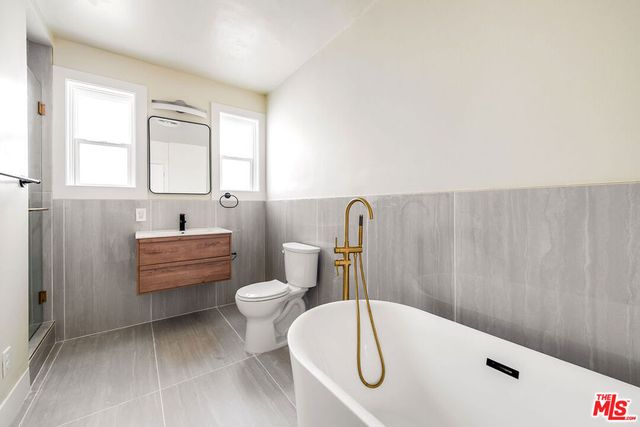 741 S Curson Avenue, Los Angeles, CA 90036