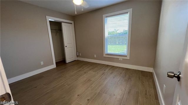 787 104th AVE N, Naples, FL 34108