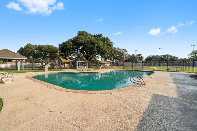 11417 Windlass Lane, Willis, TX 77318
