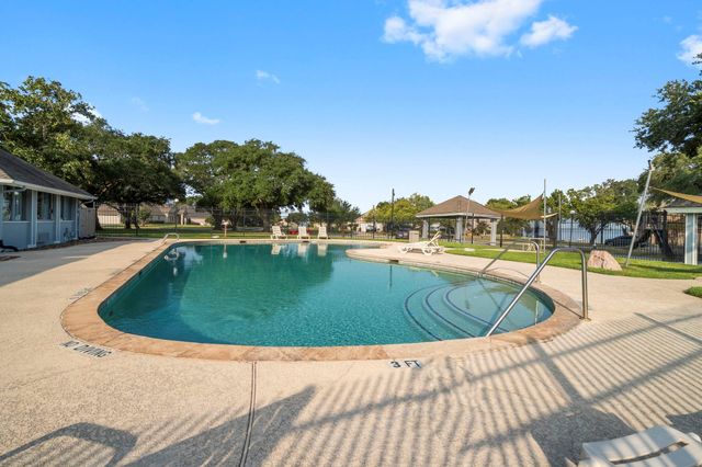 11417 Windlass Lane, Willis, TX 77318