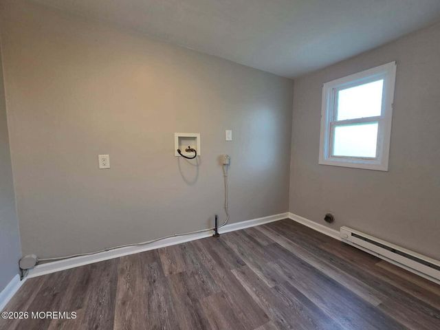 72 Church Street, Belford, NJ 07718