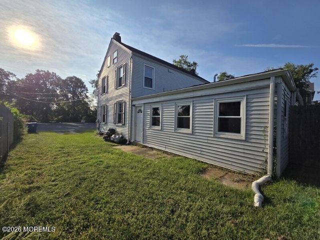 72 Church Street, Belford, NJ 07718