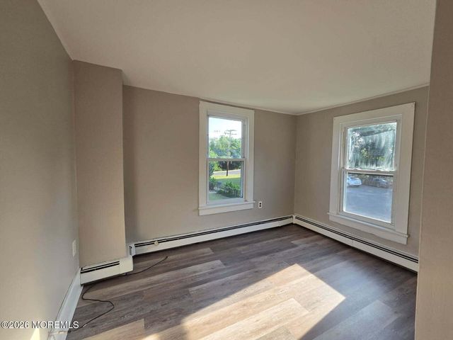 72 Church Street, Belford, NJ 07718