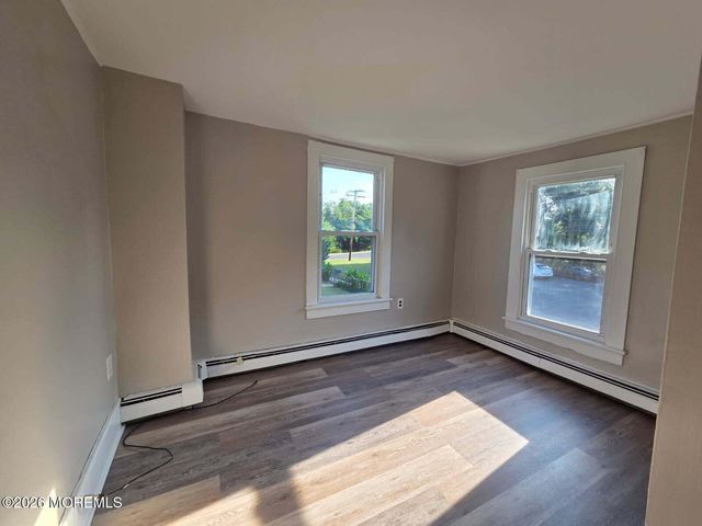 72 Church Street, Belford, NJ 07718