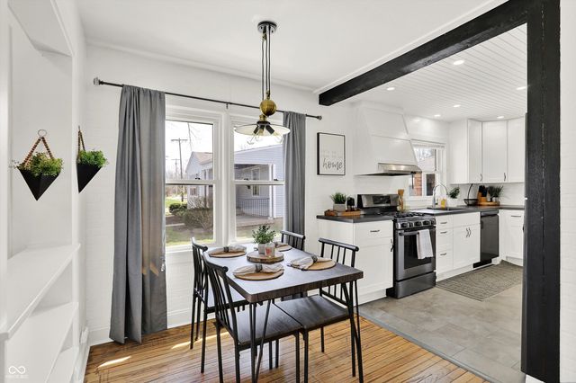 533 E College Avenue, Brownsburg, IN 46112