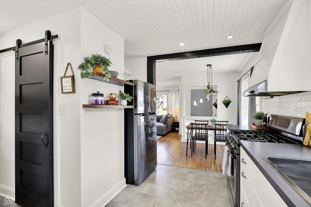 533 E College Avenue, Brownsburg, IN 46112