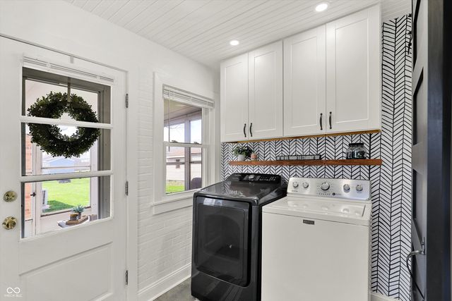 533 E College Avenue, Brownsburg, IN 46112