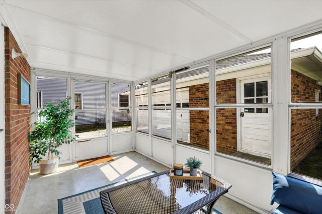 533 E College Avenue, Brownsburg, IN 46112