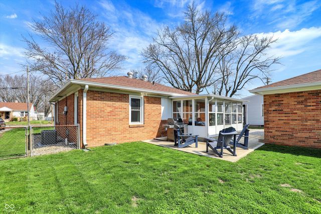 533 E College Avenue, Brownsburg, IN 46112