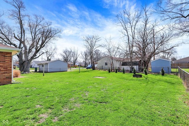 533 E College Avenue, Brownsburg, IN 46112