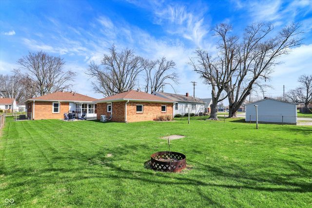 533 E College Avenue, Brownsburg, IN 46112