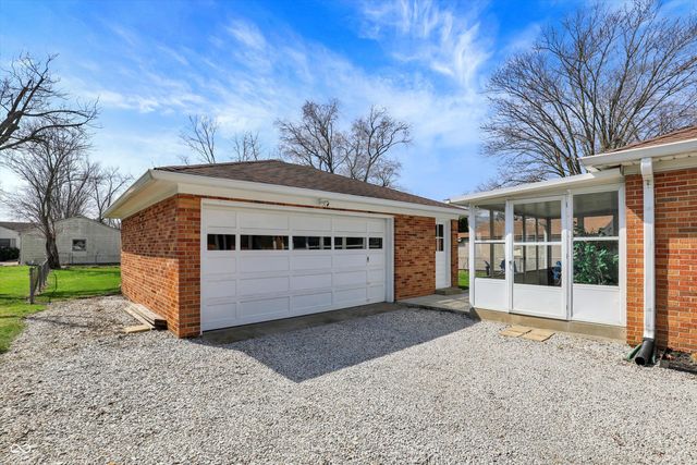 533 E College Avenue, Brownsburg, IN 46112