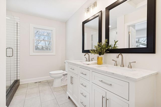 13409 1st Avenue N, Plymouth, MN 55441