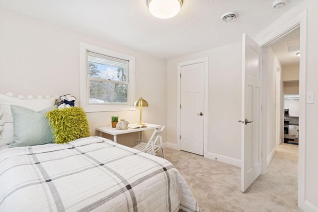 13409 1st Avenue N, Plymouth, MN 55441