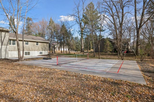 13409 1st Avenue N, Plymouth, MN 55441