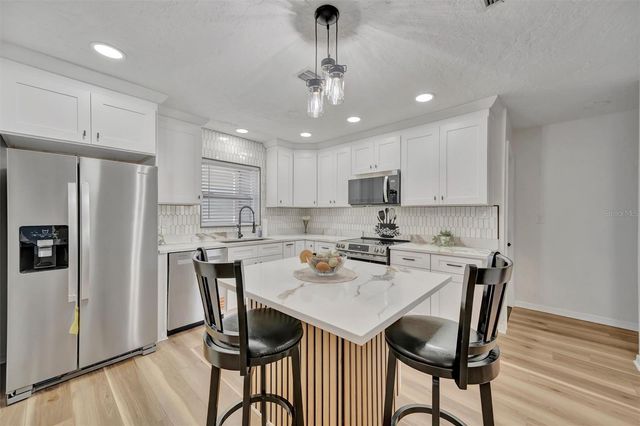 6209 FLAMINGO DRIVE, Apollo Beach, FL 33572