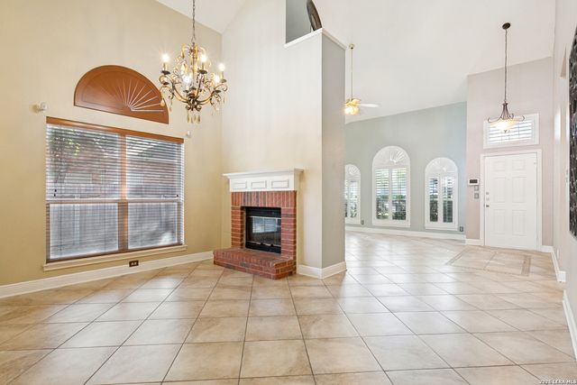 5803 SPRING CROWN, San Antonio, TX 78247