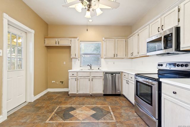 5803 SPRING CROWN, San Antonio, TX 78247
