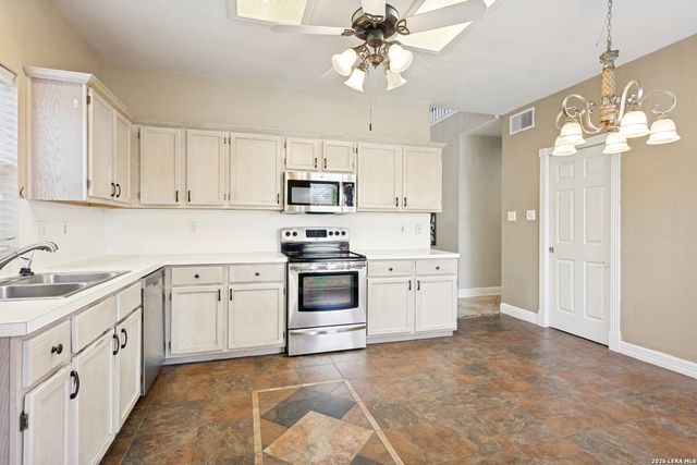 5803 SPRING CROWN, San Antonio, TX 78247
