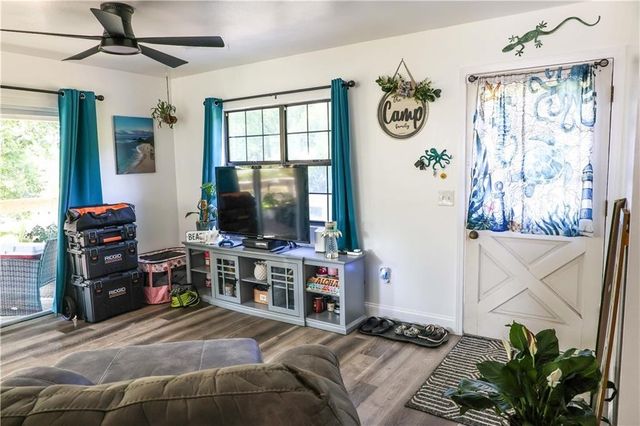 124 Stateline Drive, Holiday Island, AR 72631