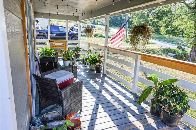 124 Stateline Drive, Holiday Island, AR 72631